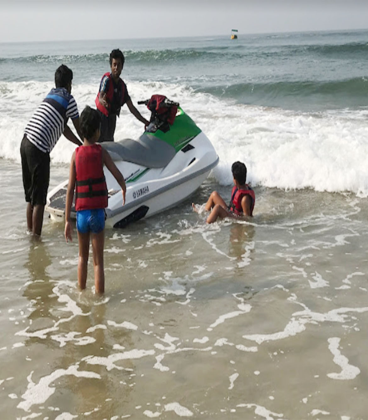 Jet Ski in Gonsua Beach