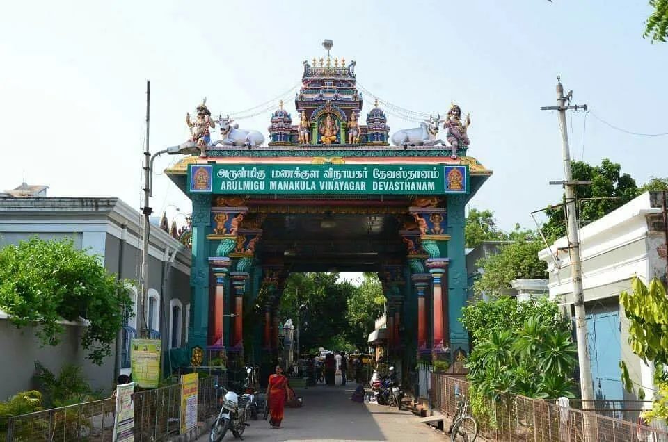 One Day Coimbatore Temple Sightseeing Trip by Cab
