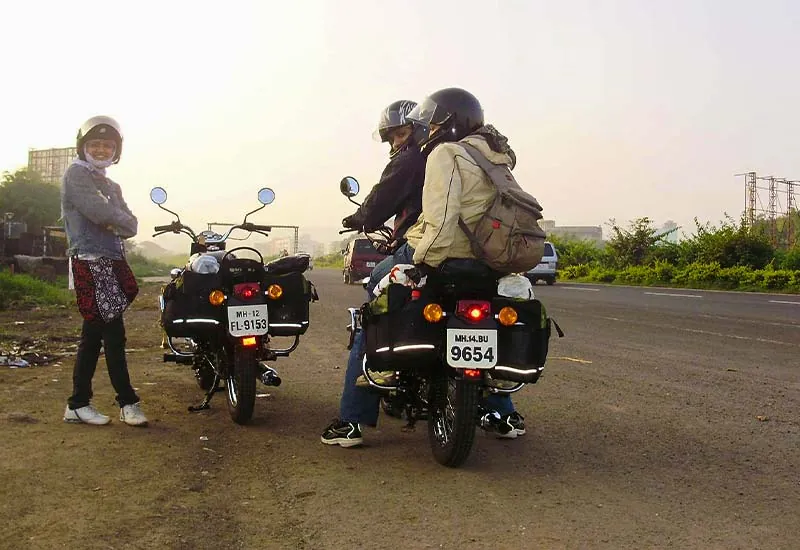 Day Bike Tour from Naggar to Jana Waterfall, Manali