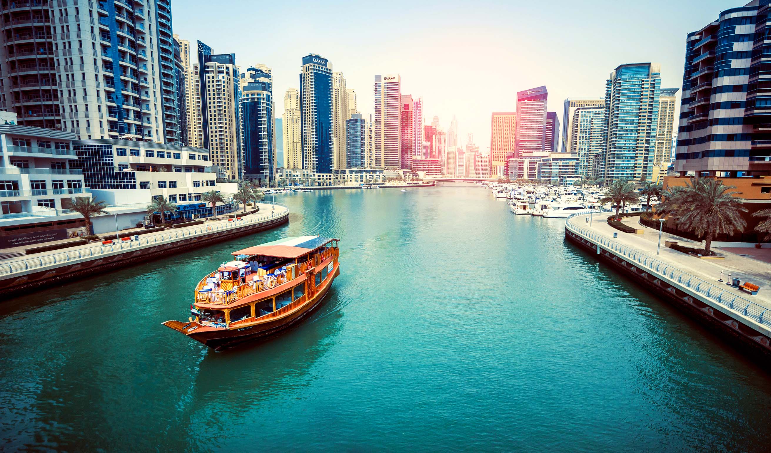 Adrenaline Boat Tour in Dubai