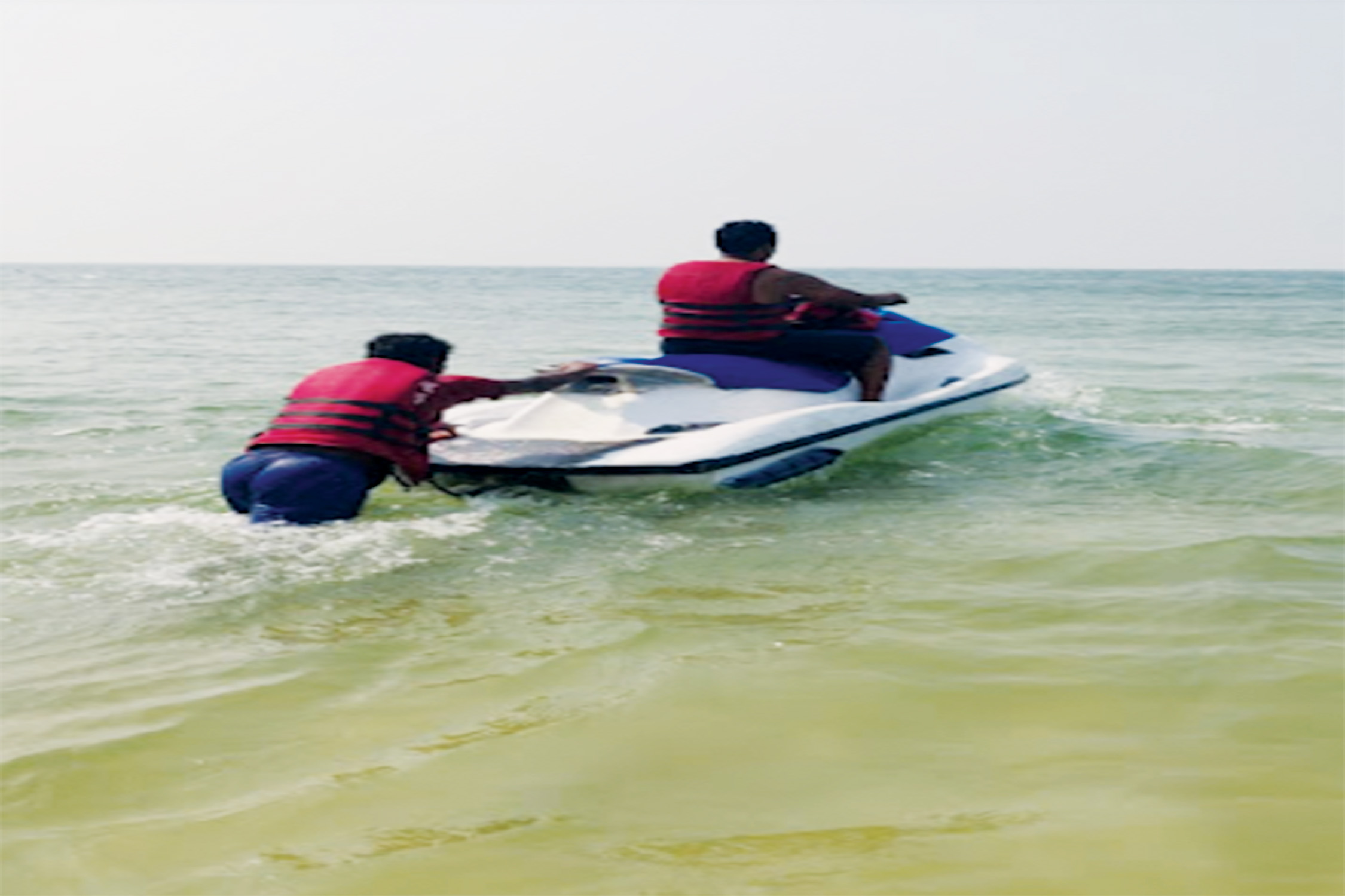 Jet Ski in Gonsua Beach