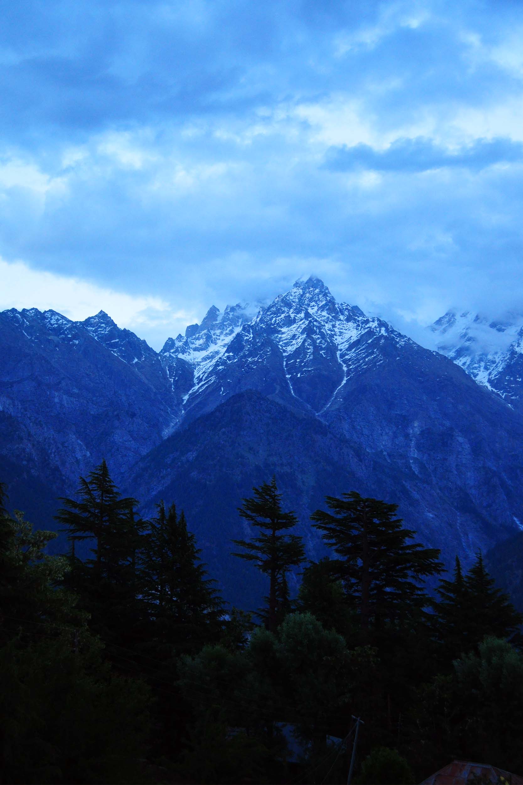 Bijli Mahadev Trek, Kullu