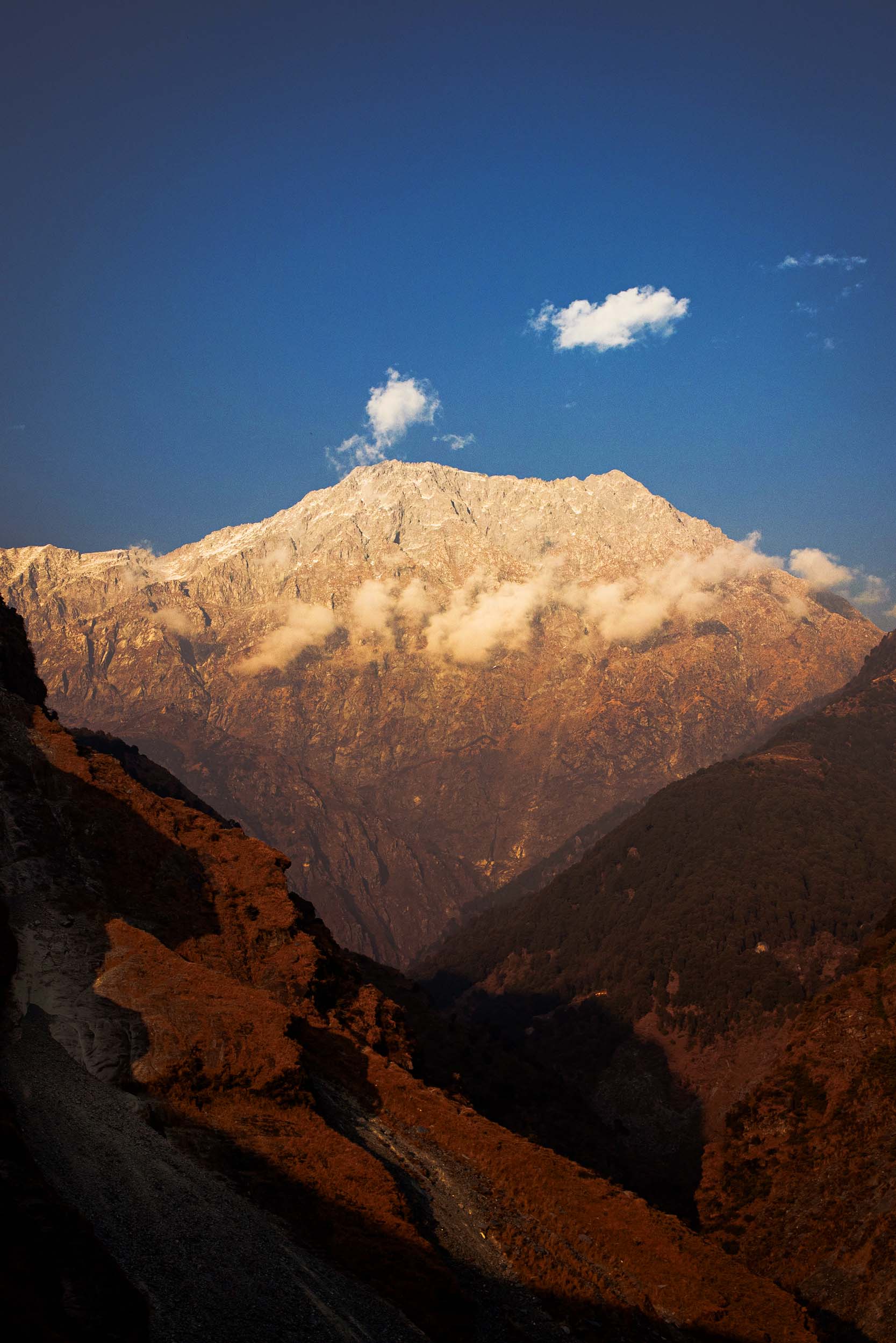 Winter Trek In Dhauladhar Range, Dalhousie