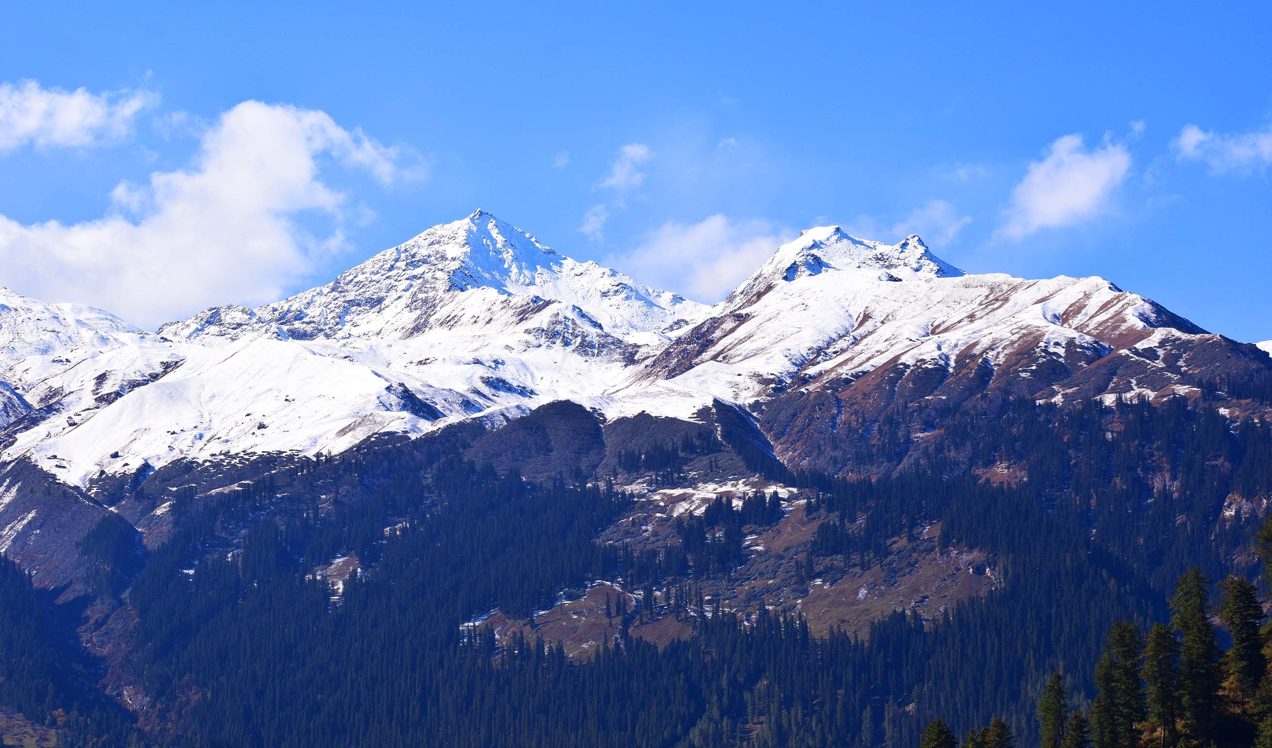 Kasol Trip and Trek to Kheerganga from Delhi