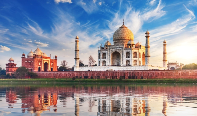 One Day Agra Sightseeing Trip from Delhi by Car